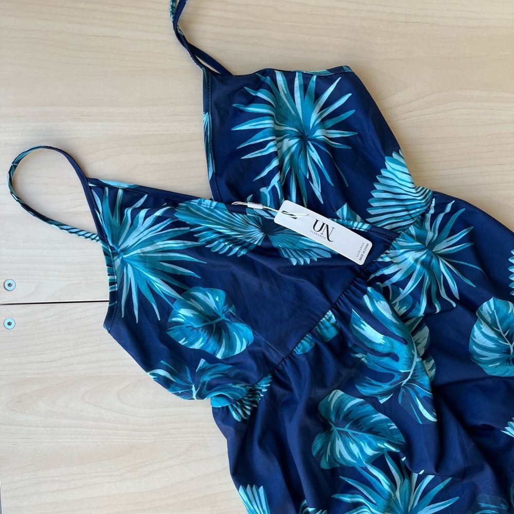 Tropical Dress - Small - Picture 2 of 6